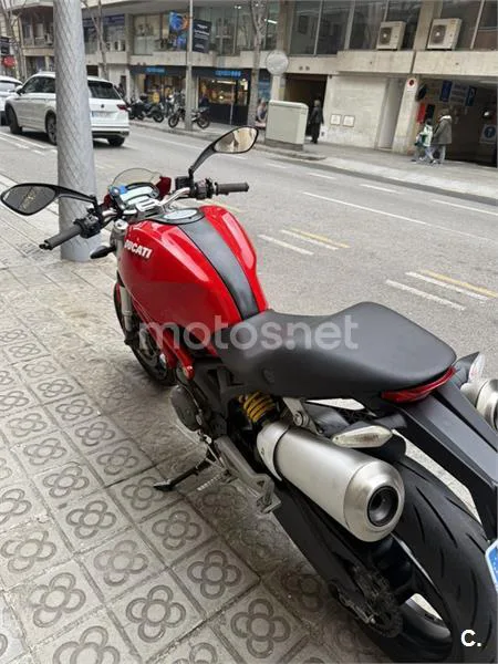 Ducati Monster 696 – Vista 5