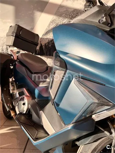 Honda Forza 750 – Vista 3