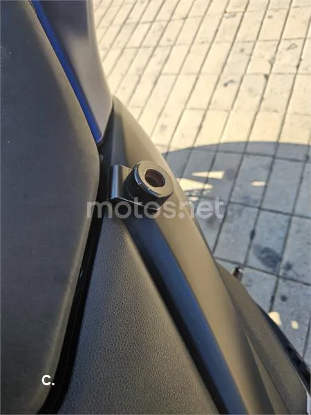 Yamaha TMAX 530 – Vista 19