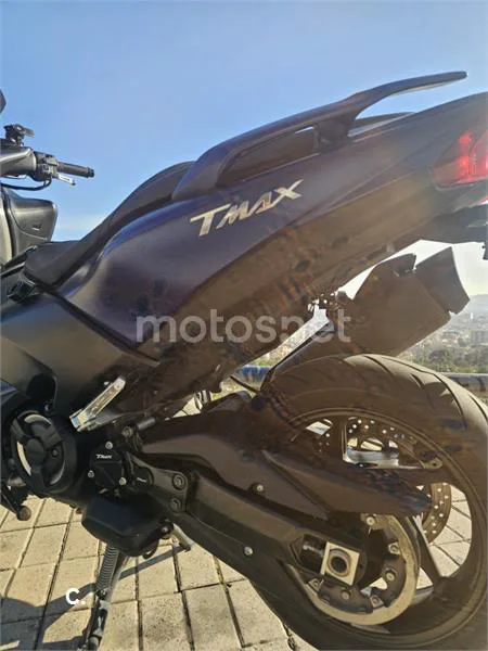 Yamaha TMAX 530 – Vista 22
