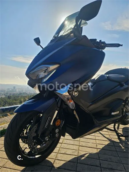Yamaha TMAX 530 – Vista 23