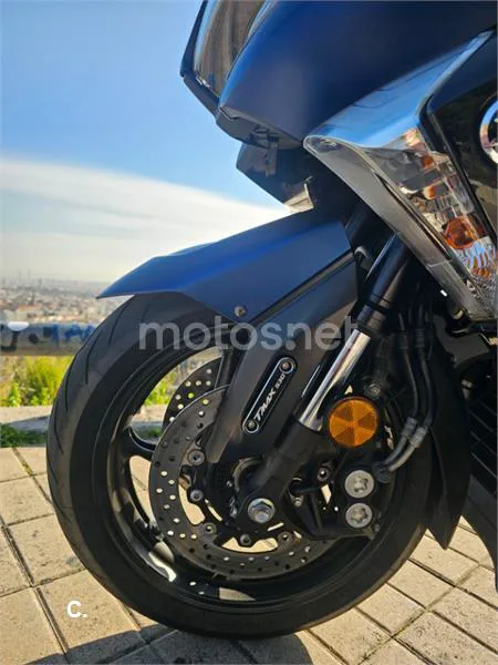 Yamaha TMAX 530 – Vista 5