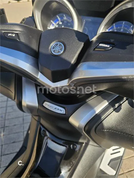 Yamaha TMAX 530 – Vista 9