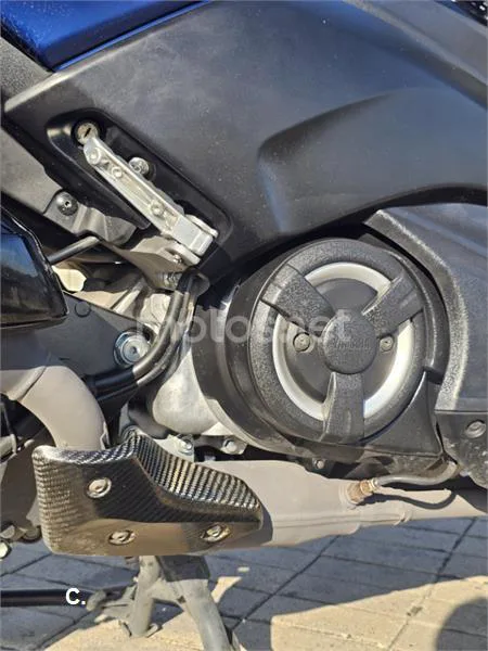 Yamaha TMAX 530 – Vista 10