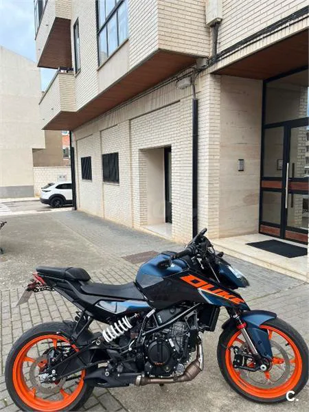 KTM 125 – Vista 3