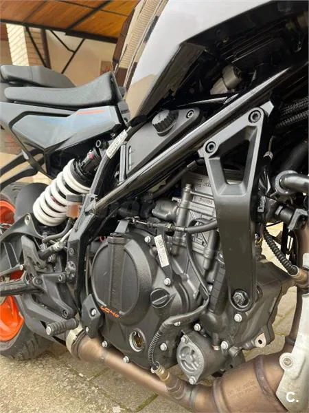 KTM 125 – Vista 5