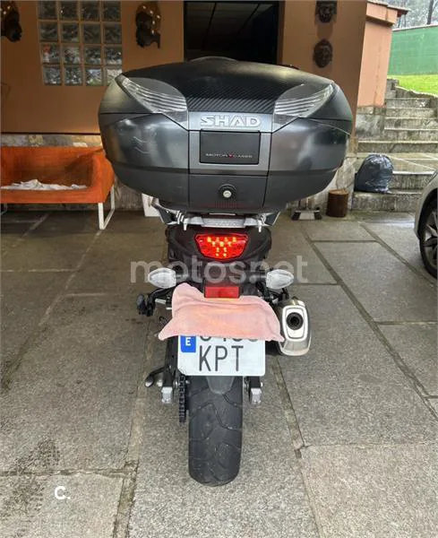 Suzuki V-Strom 650 XT – Vista 2