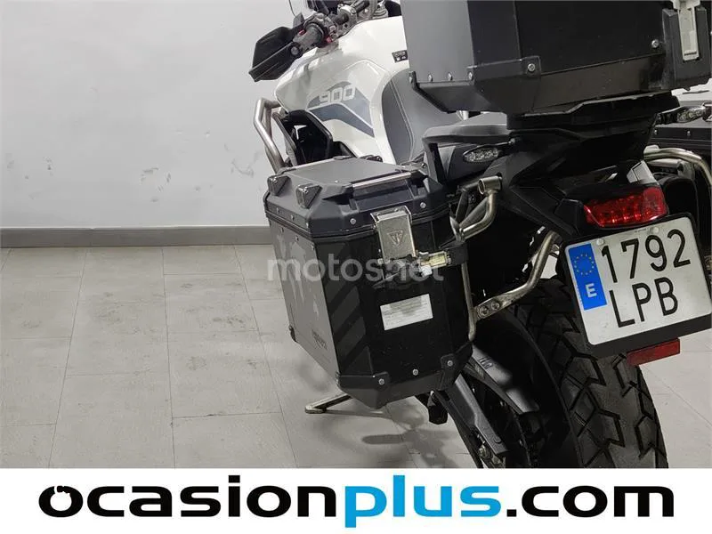 Triumph Tiger 900 – Vista 19
