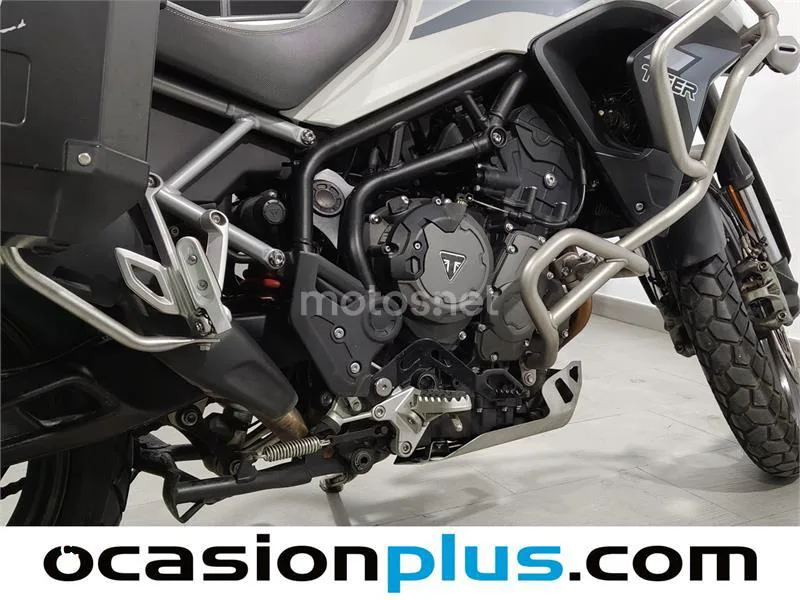Triumph Tiger 900 – Vista 23