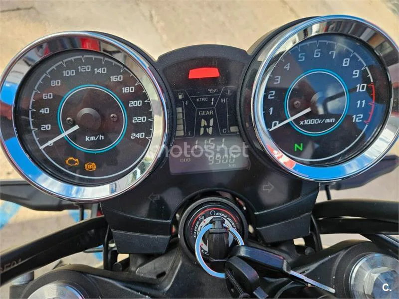 Kawasaki Z650 – Vista 9