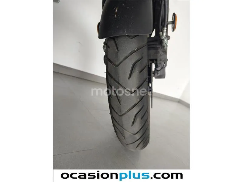 Suzuki V-Strom 650 – Vista 24