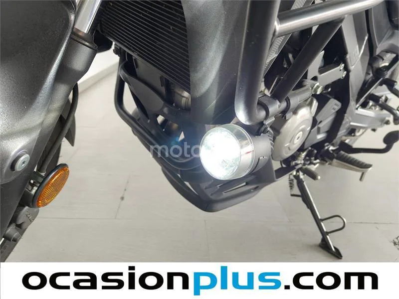 Suzuki V-Strom 650 – Vista 25