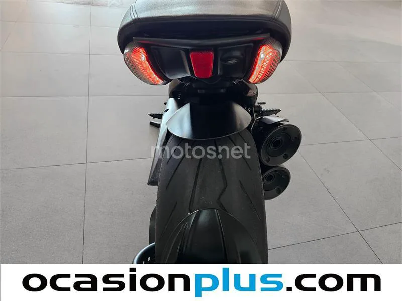 Ducati Diavel – Vista 24