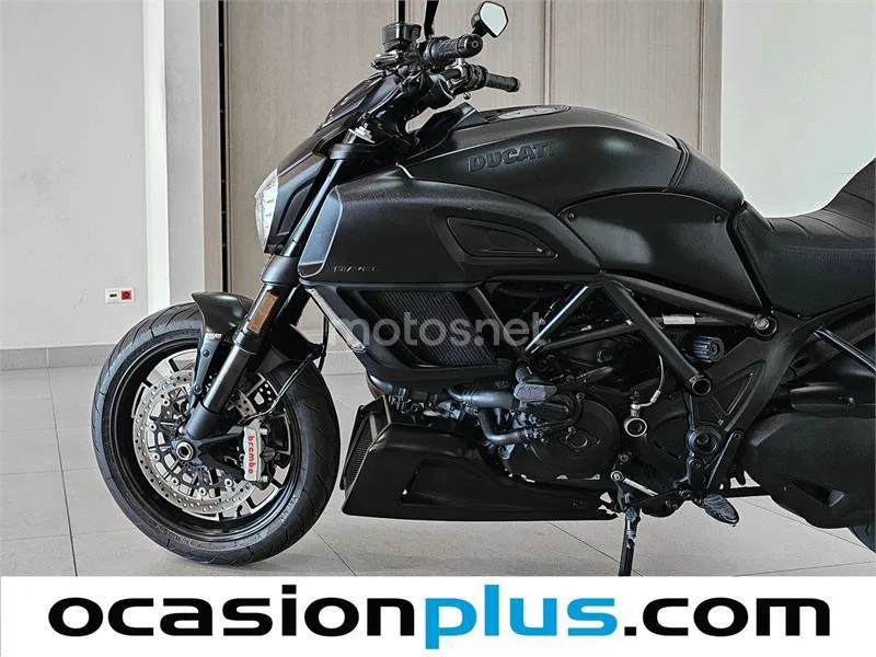 Ducati Diavel – Vista 30