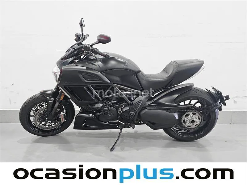 Ducati Diavel – Vista 5