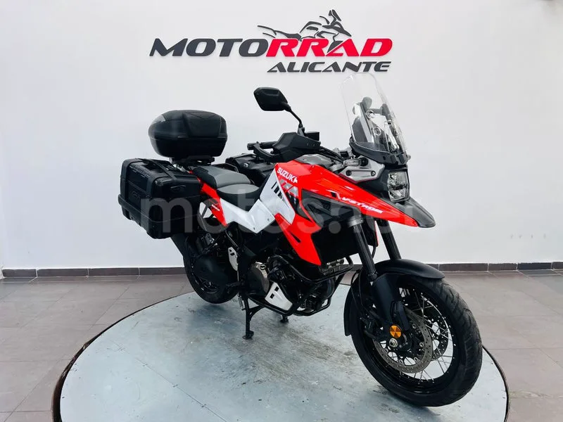 Suzuki V-Strom 1050 – Vista 16