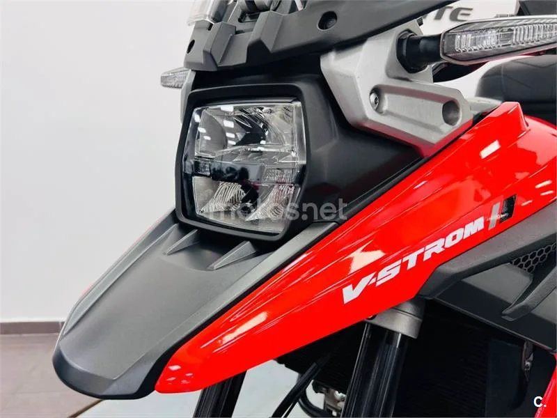 Suzuki V-Strom 1050 – Vista 18