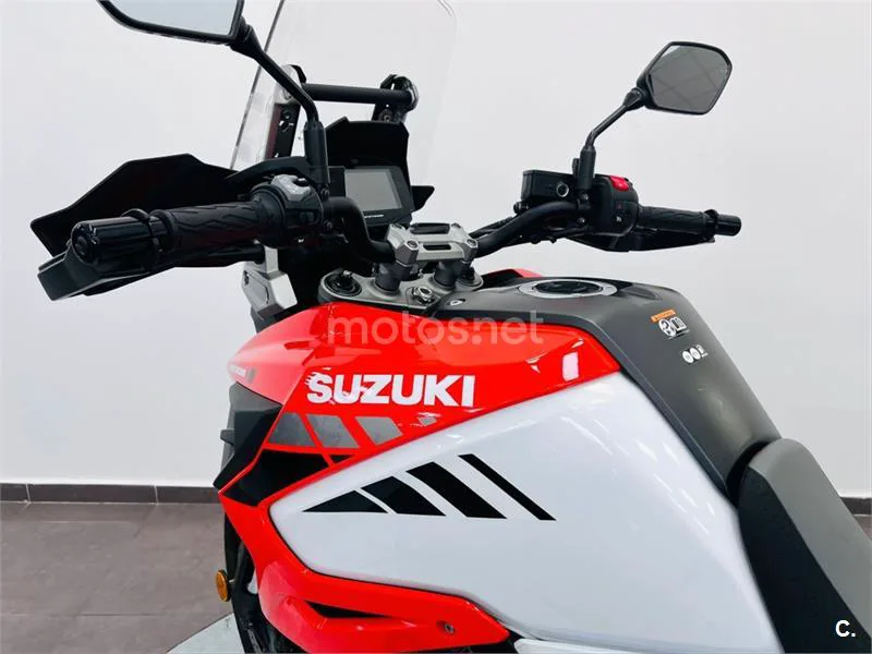 Suzuki V-Strom 1050 – Vista 7