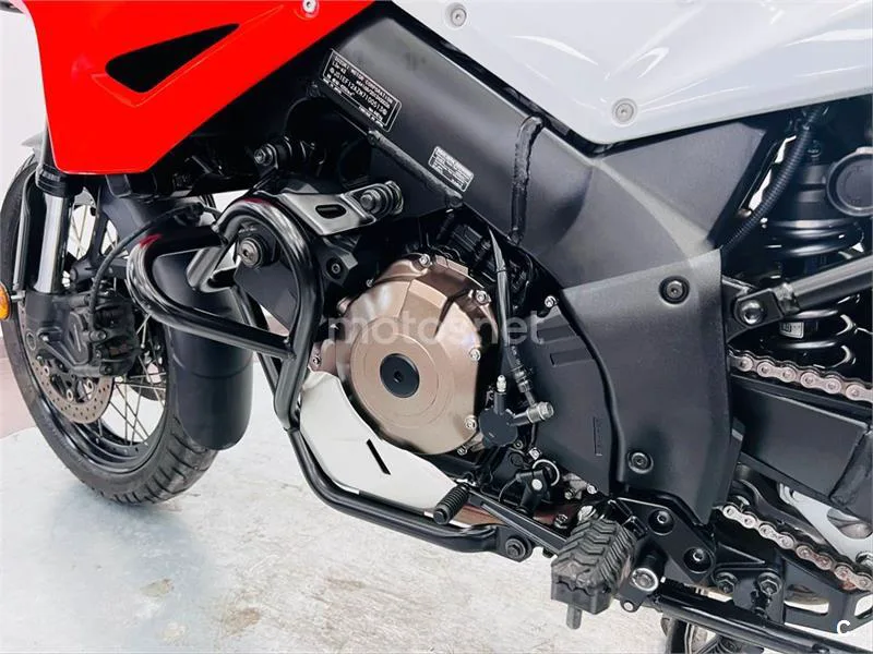 Suzuki V-Strom 1050 – Vista 8