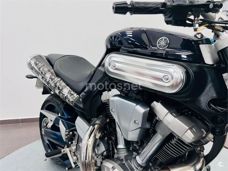 Yamaha MT-01 – Vista 20
