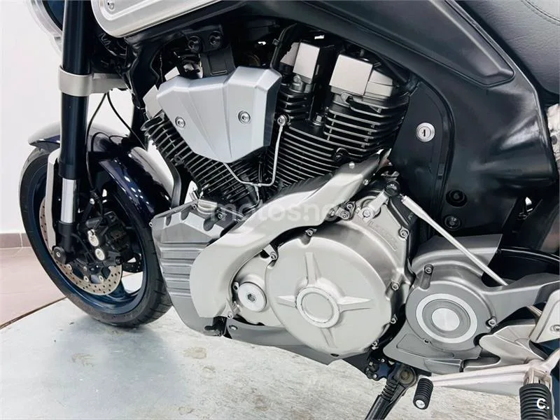 Yamaha MT-01 – Vista 10