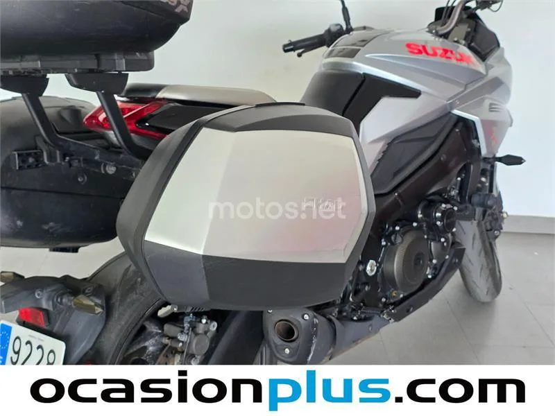 Suzuki GSX-S – Vista 20