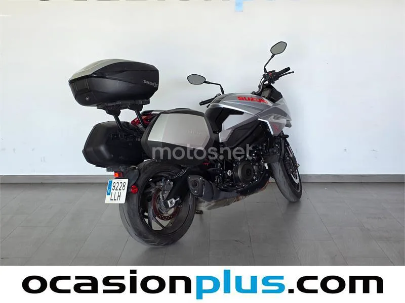 Suzuki GSX-S – Vista 3