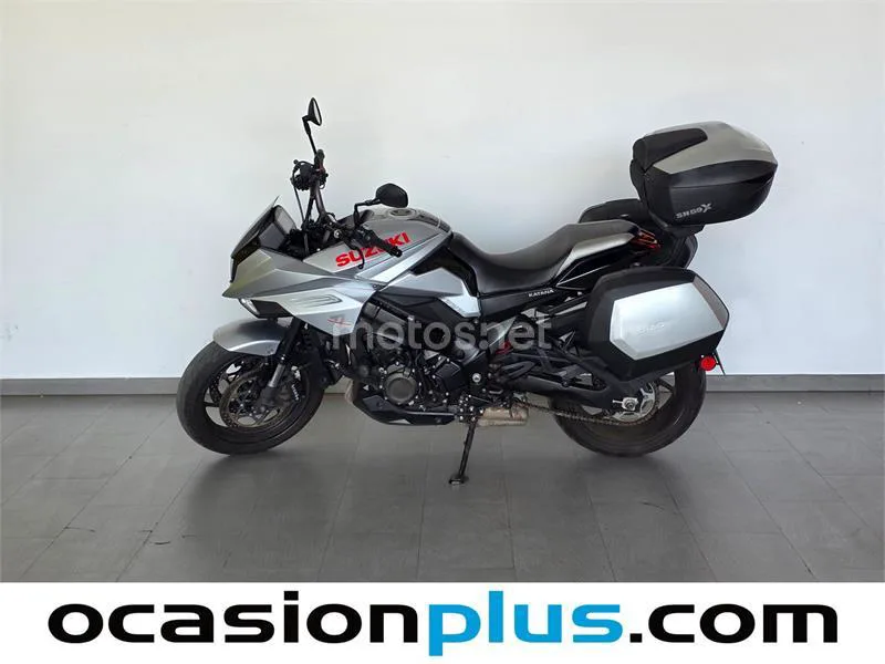 Suzuki GSX-S – Vista 8