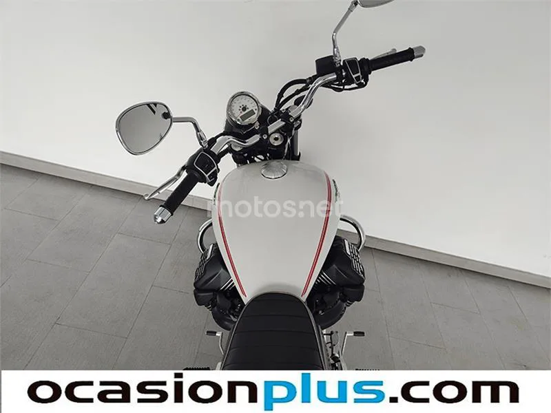Moto Guzzi V9 – Vista 14