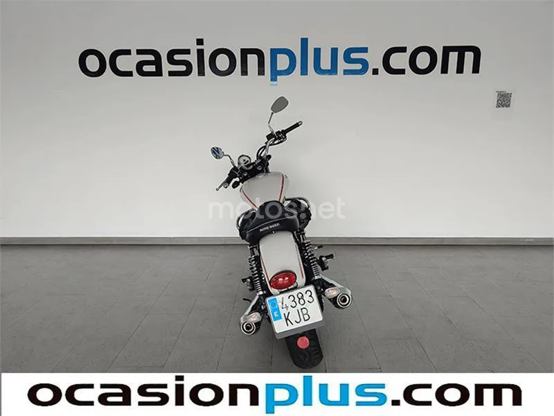 Moto Guzzi V9 – Vista 4