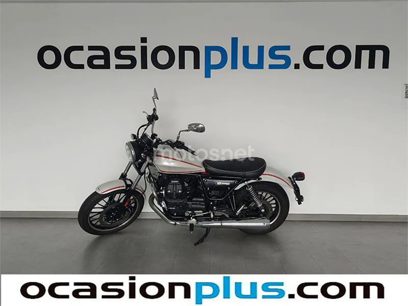 Moto Guzzi V9 – Vista 8