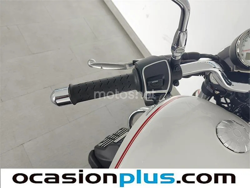Moto Guzzi V9 – Vista 9