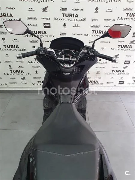 Honda PCX 125 – Vista 5