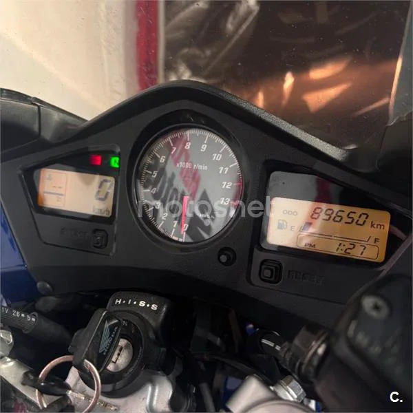 Honda VFR 800 – Vista 8