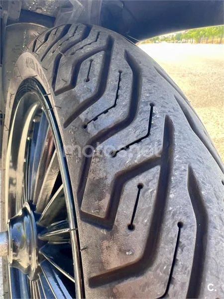 Piaggio Beverly 300 – Vista 6