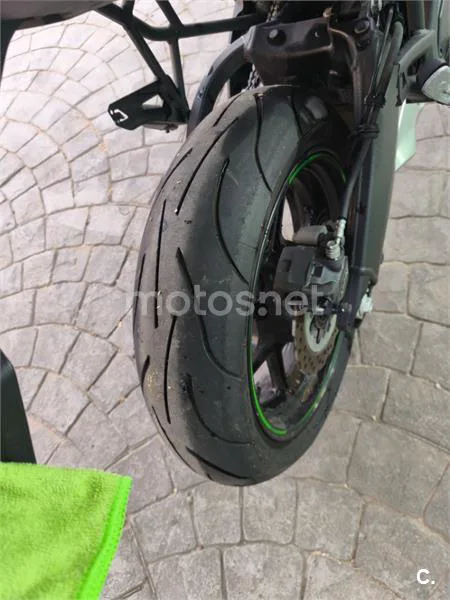 Kawasaki Versys – Vista 4