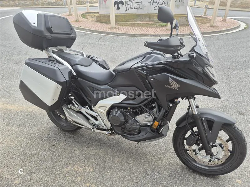 Honda NC 750 X – Vista 7