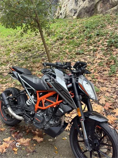 KTM 125 – Vista 3