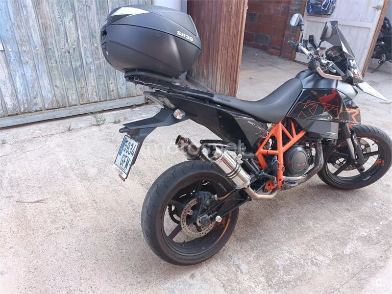 KTM 690 SMC R – Vista 5