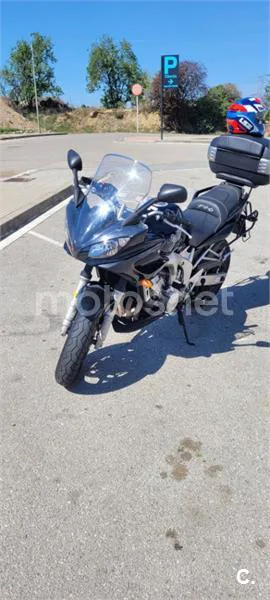 Yamaha FZ6 S S2 – Vista 4