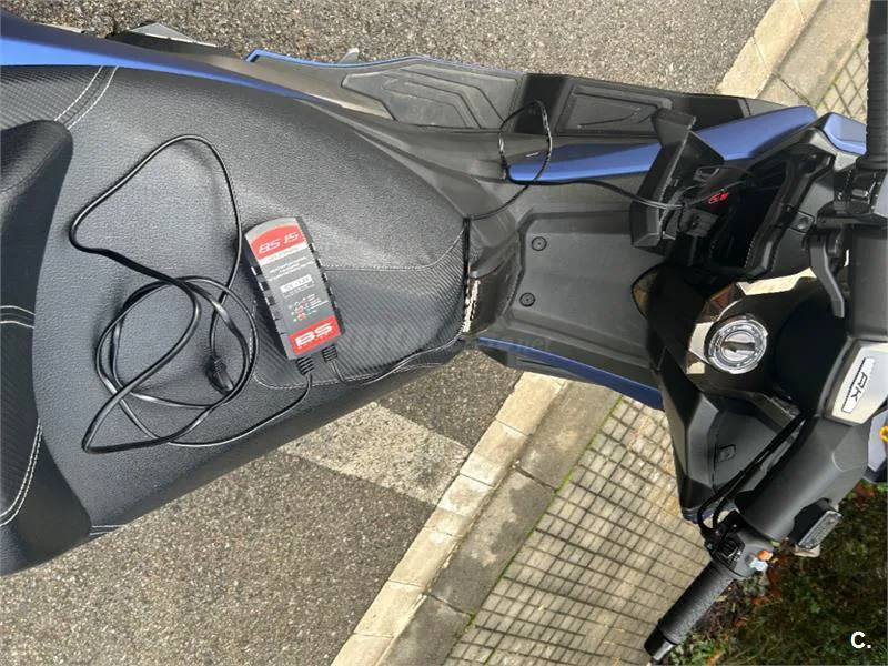 Kymco AK 550 – Vista 6
