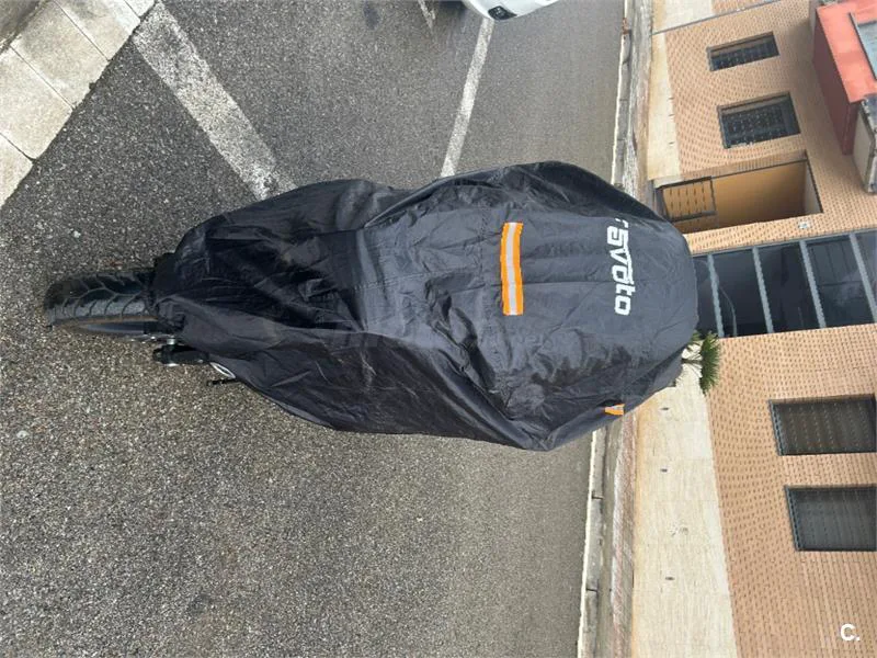 Kymco AK 550 – Vista 8