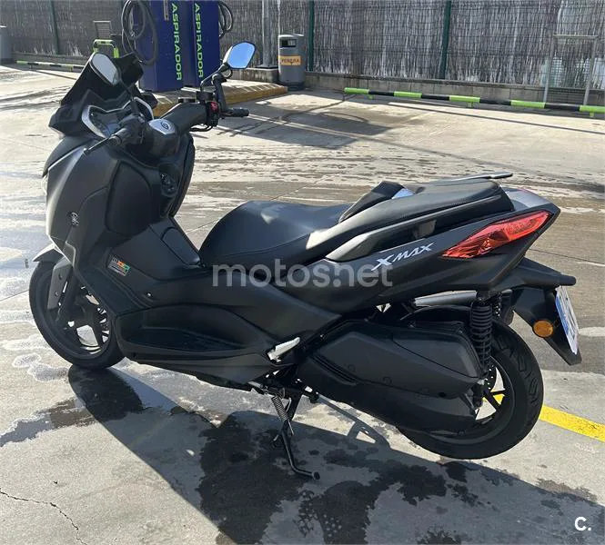 Yamaha XMAX 300 – Vista 6