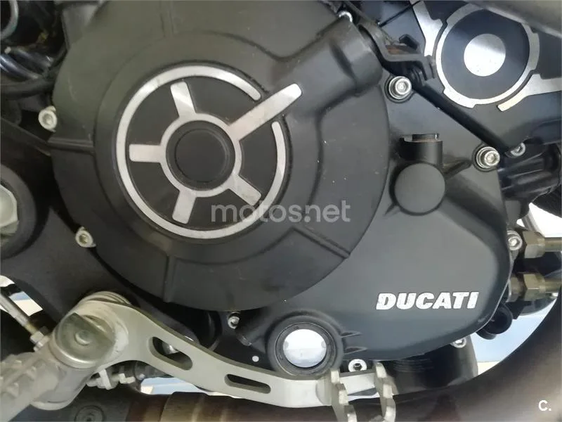 Ducati Scrambler – Vista 3