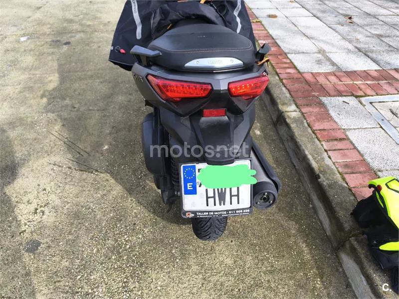 Yamaha XMAX 250 – Vista 9