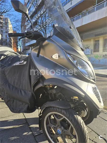 Piaggio MP3 LT 500 Sport – Vista 4