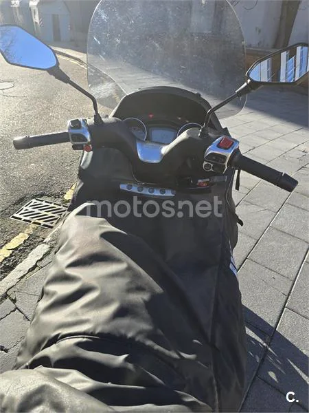 Piaggio MP3 LT 500 Sport – Vista 5