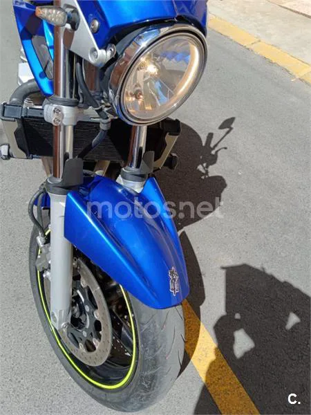 Suzuki Bandit 650 – Vista 6