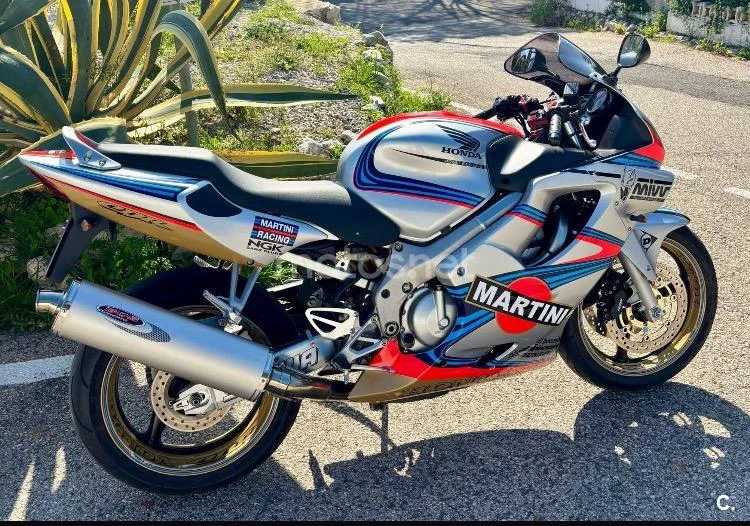 Honda CBR 600 F 2700 € 2005 Alicante - 2