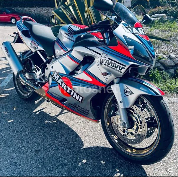 Honda CBR 600 F – Vista 3